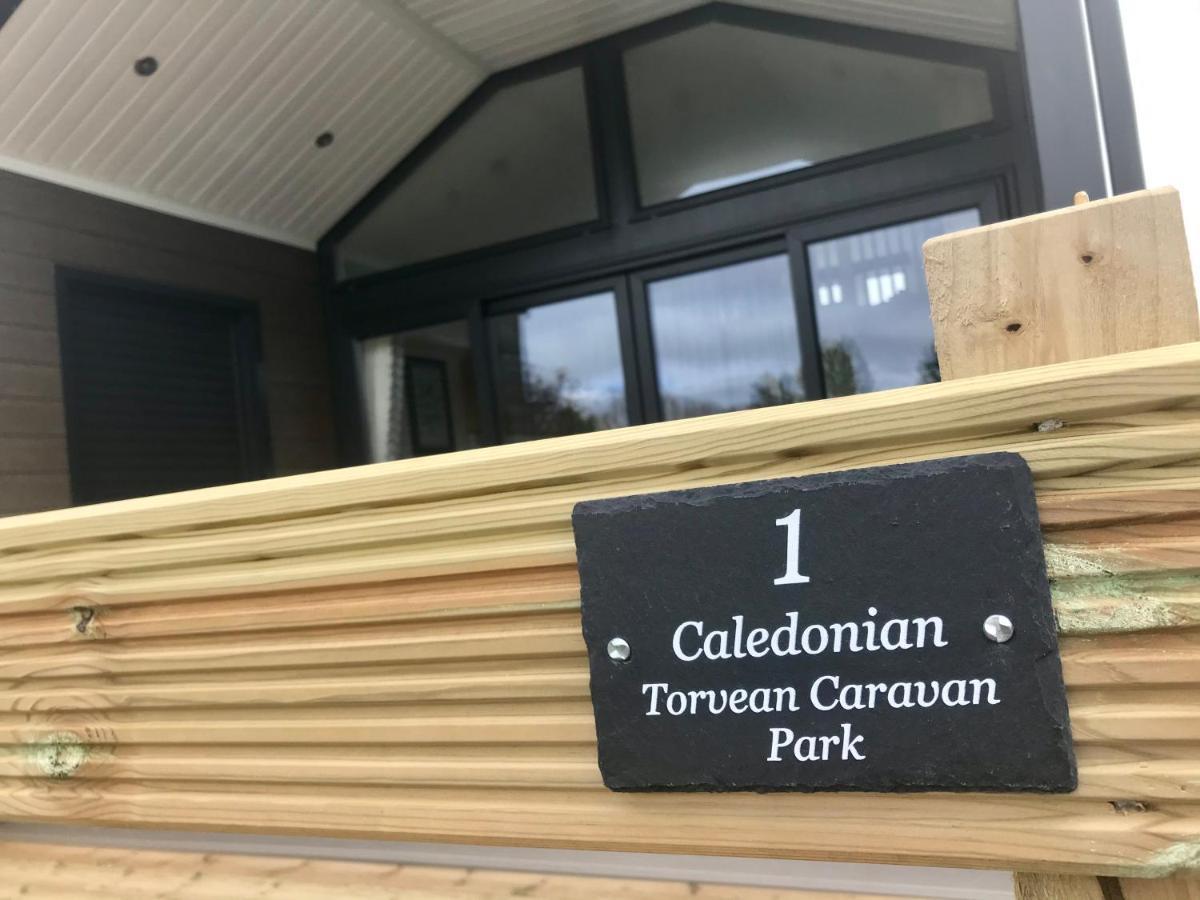 Caledonian Lodges 1 インヴァネス エクステリア 写真